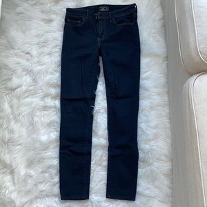 A&F Harper Low Rise Ankle jeans size 26, 2R